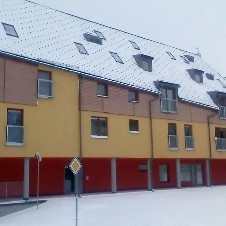 Apartman V Destnem 公寓 *